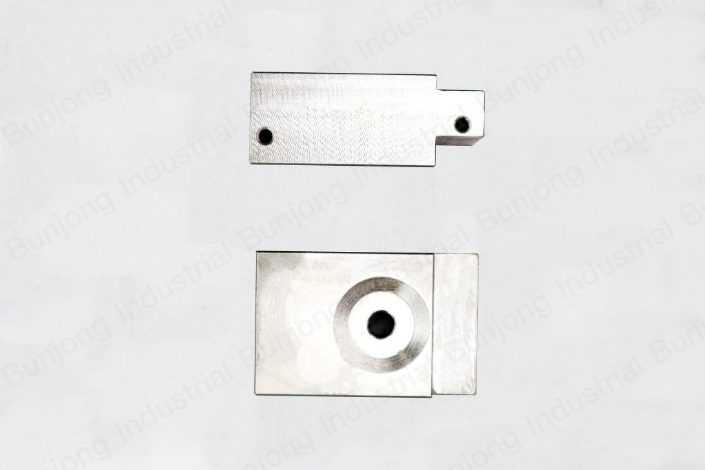 PIC - F - Slide plate (blow mould) Emhart (4 1_4_ AIS. Machine) OEM 210-10770